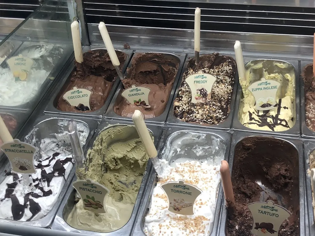 Gelateria Rosticceria La Bella_Sant'Alessio Siculo_slider_image_2
