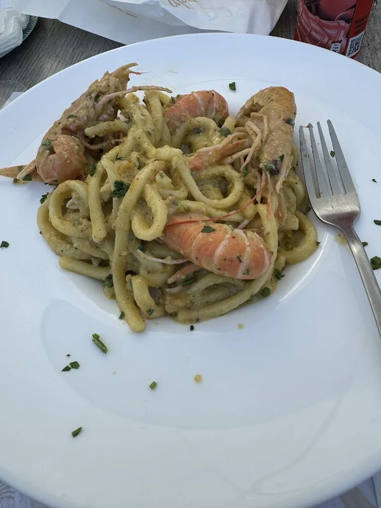 Sergey_LA CASA BLANCA FISH & BEER_San Cataldo_review