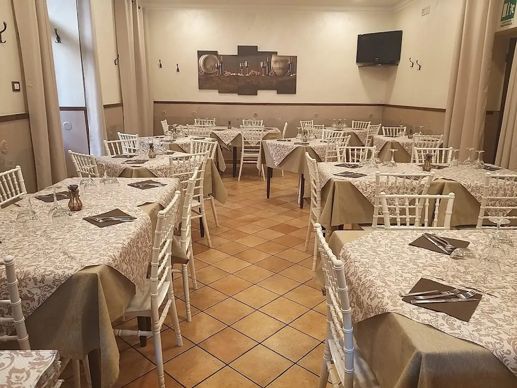 TRATTORIA PIZZERIA MIRAGLIA DAL 1979_San Cataldo_slider_image_3