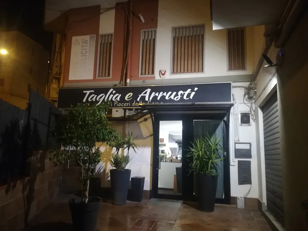 Taglia E Arrusti restaurant in San Cataldo
