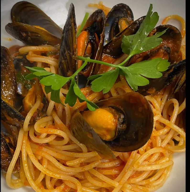 Wood Risto Bar_San Cataldo_slider_image_2