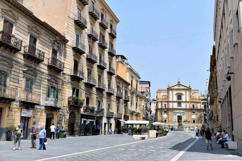 Volo Raimondo Cataldo restaurant in San Cataldo