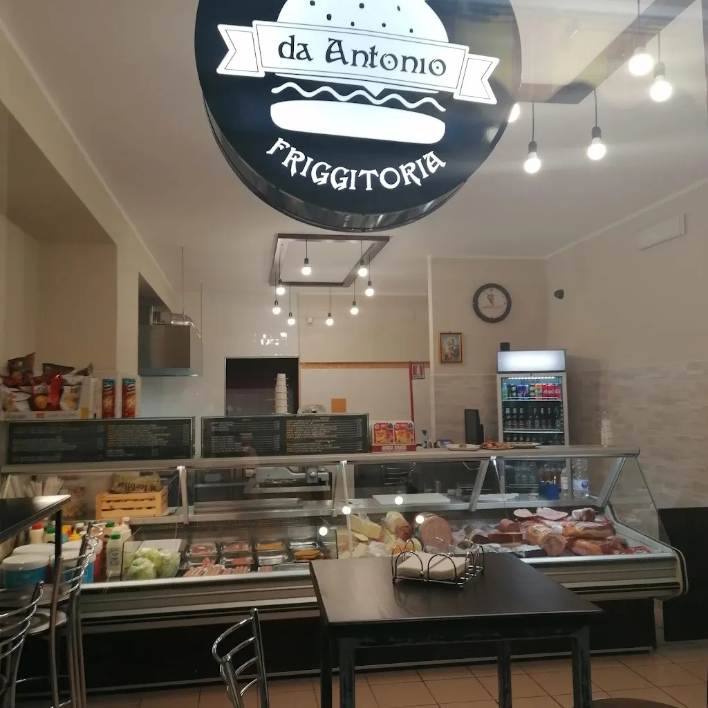 Da Antonio, panineria & friggitoria restaurant in San Cataldo