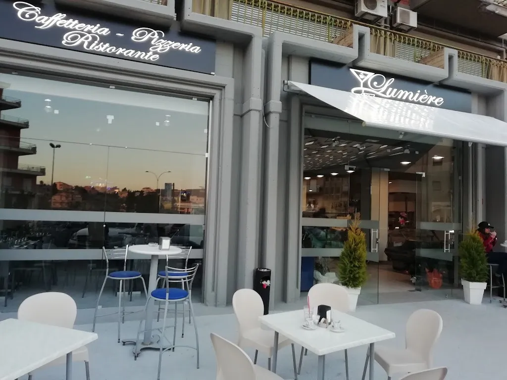 Lumiere Caffetteria Pizzeria Ristorante pranzo e cena_San Cataldo_slider_image_1