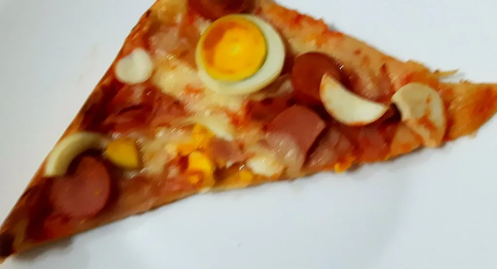 Michele L.V. Russo_SFIZIO PIZZERIA ROSTICCERIA PANINERIA_San Cataldo_review