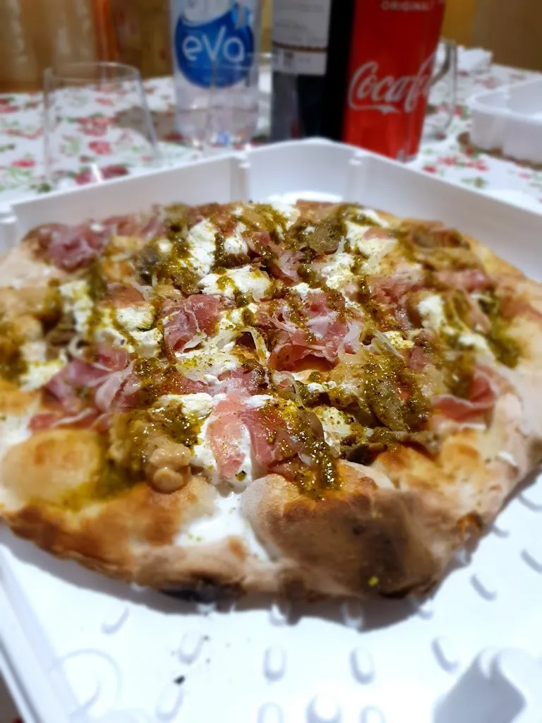 samantha galati_Pizzeria Mediterranea Di Volo Domenico_San Cataldo_review