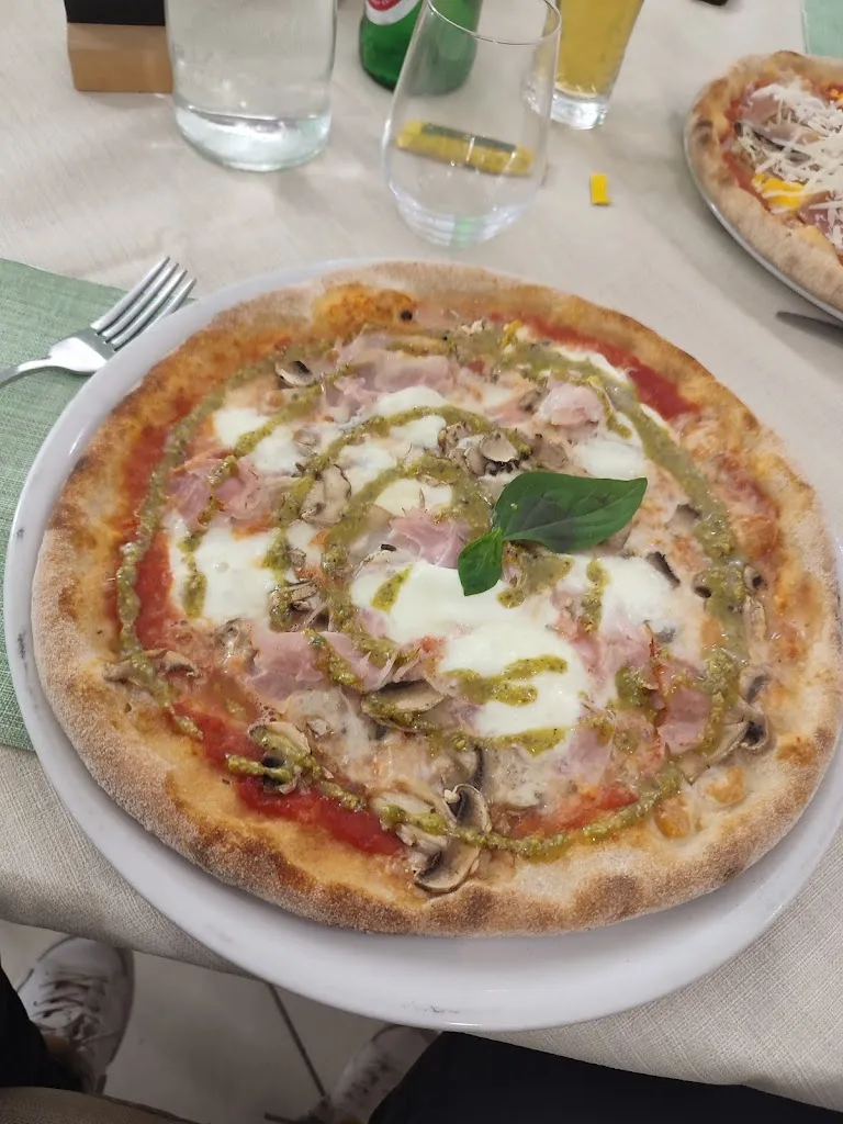 Katiuscia Castronovo_Da Angela ristorante pizzeria_San Cataldo_review