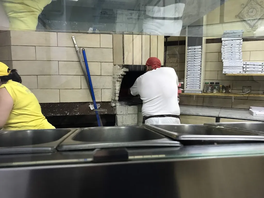 Salvatore Arcarese_L'Antica Pizzeria di Imera Marco & C. S.A.S._San Cataldo_review