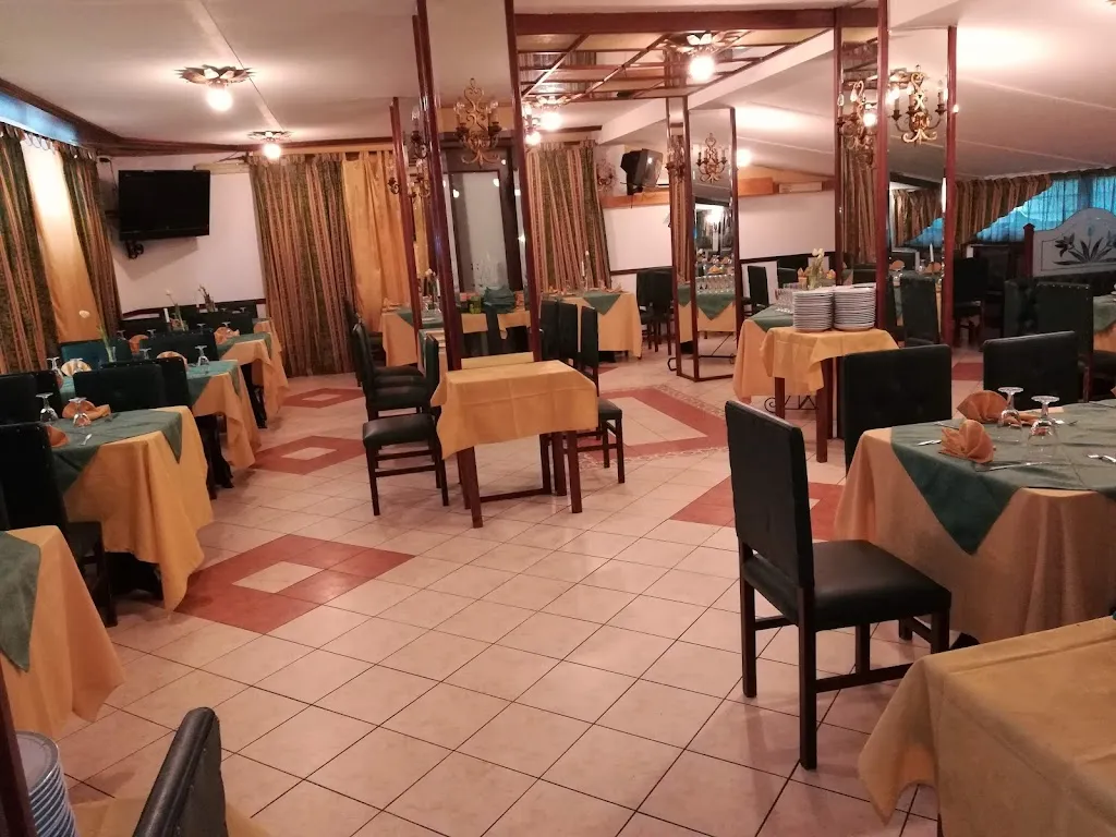 AL 124 RISTORANTE PIZZERIA_San Cataldo_slider_image_3