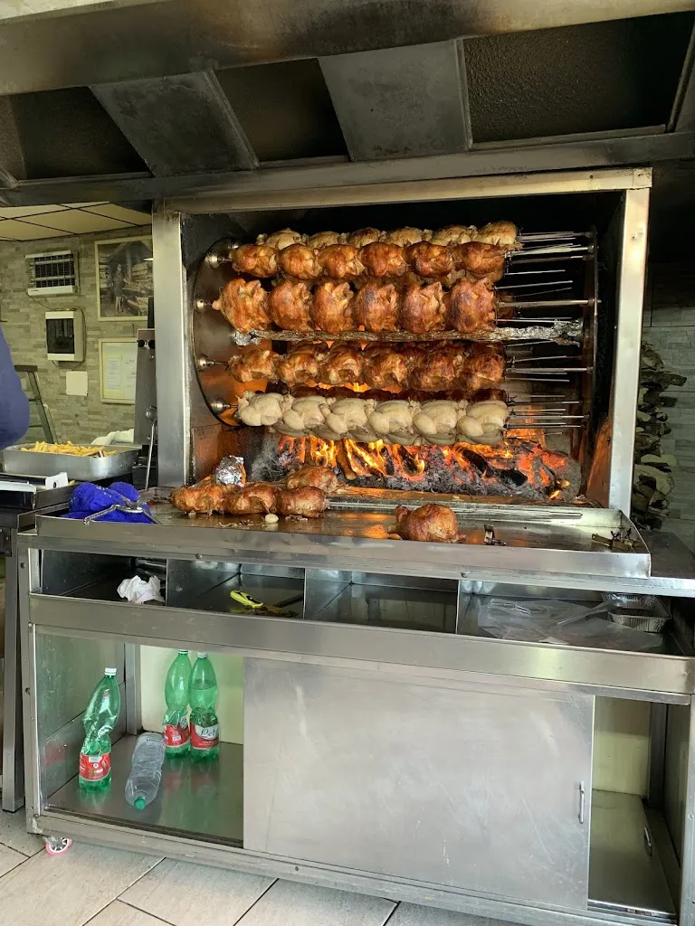 Girarrosto 2000 restaurant in Sant'Agata Li Battiati