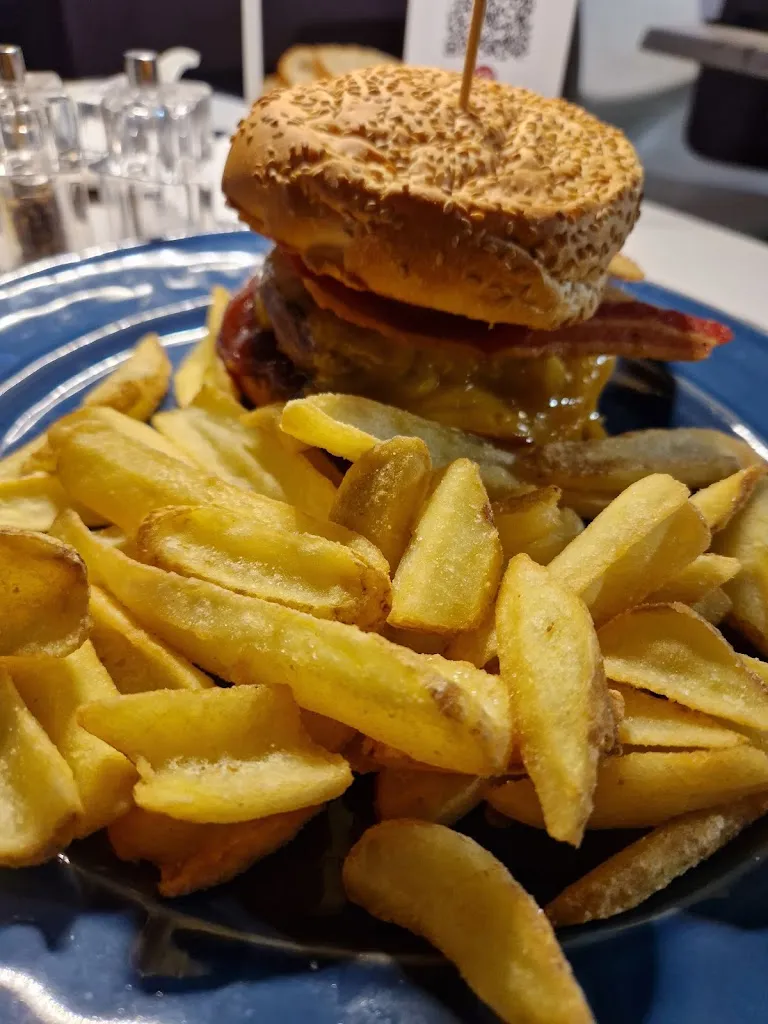 Giuseppe Morelli_Pop's Pizza & More_Sant'Agata Li Battiati_review