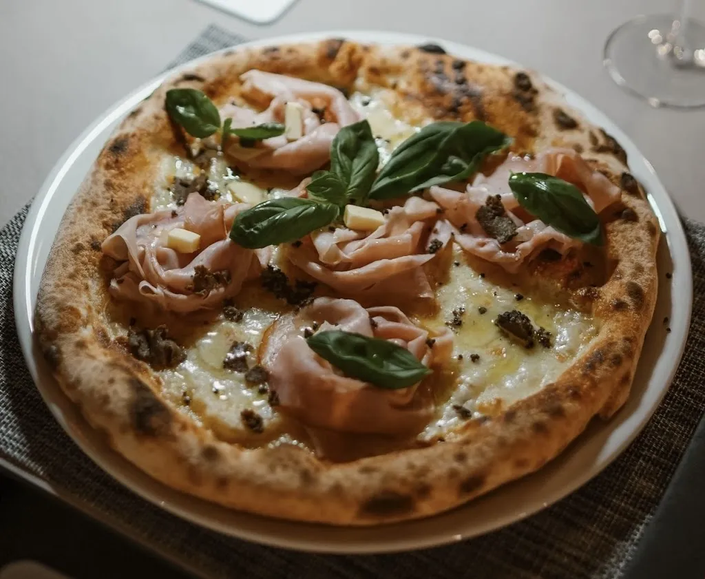 Pop's Pizza & More_Sant'Agata Li Battiati_slider_image_2