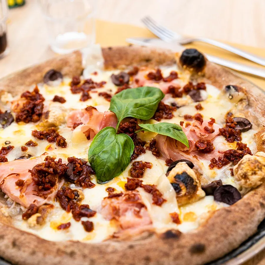 Terra Madre Pizzeria Biologica - Sant'Agata Li Battiati_Sant'Agata Li Battiati_slider_image_3