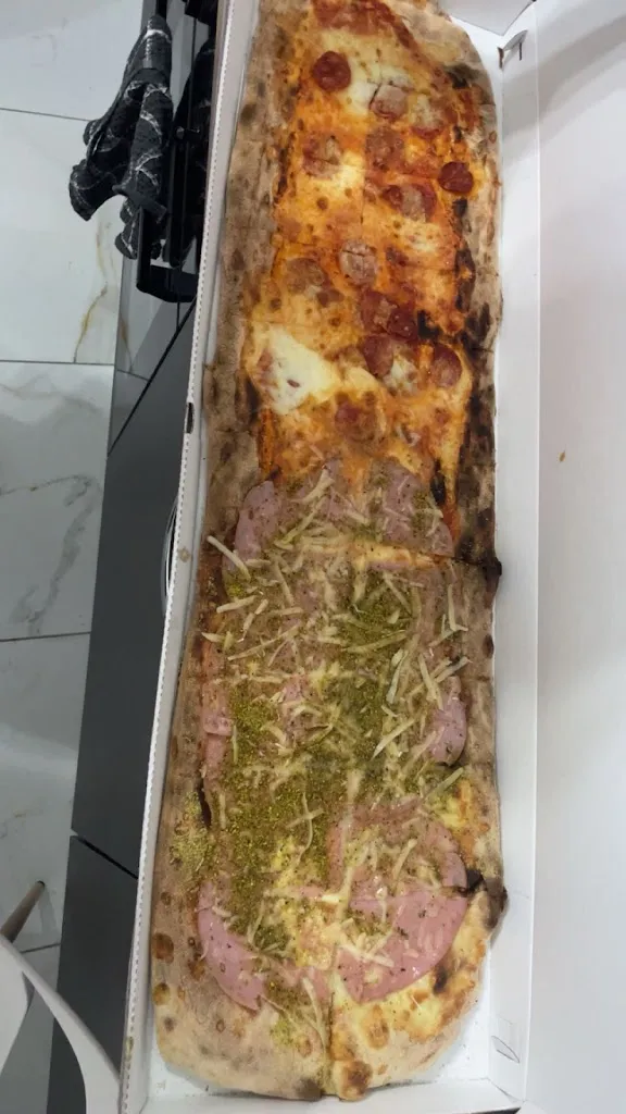 Gergő Rácz_Pizzalongha di Sant'Agata lì Battiati_Sant'Agata Li Battiati_review