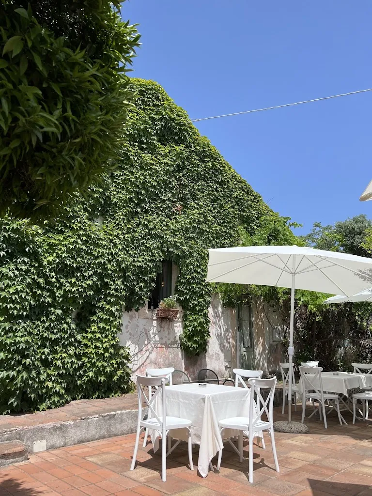 Ekaterina Kazakova_Giardino di Bacco_Sant'Agata Li Battiati_review