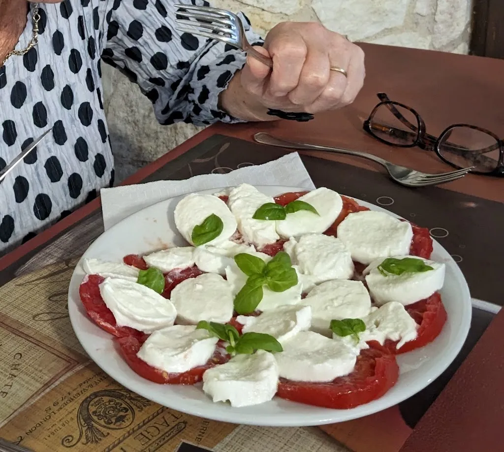 Tony De Lorenzo_Albergo Belvedere con ristorante e pizzeria_Santa Cristina Gela_review