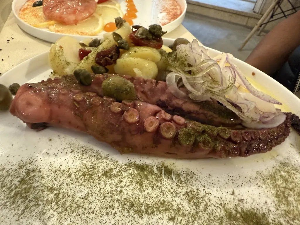 Raffaella Tropea_Buena Vida Siciliana Ristorante e Pizzeria_San Vito Lo Capo_review