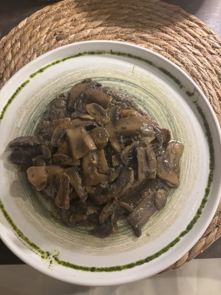 Camila Silva Vieira_Ruggirello Carni Grill & Food Ristorante_San Vito Lo Capo_review