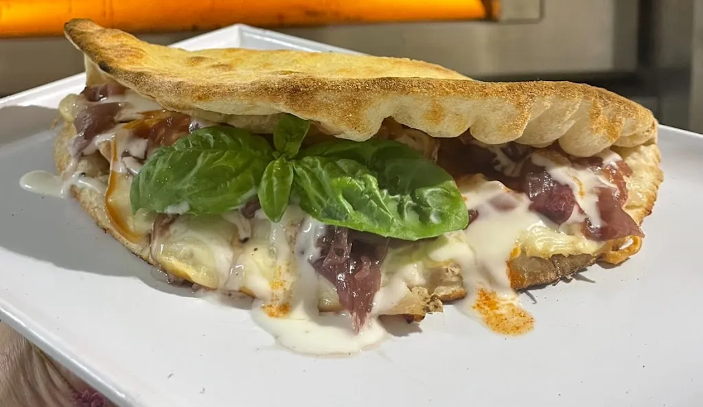 STREET FOOD & PIZZA SICILY_San Vito Lo Capo_slider_image_2