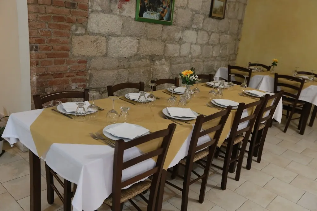 Trattoria La Vecchia Lanterna B&B Cuore di Sicilia_Santa Caterina Villarmosa_slider_image_1