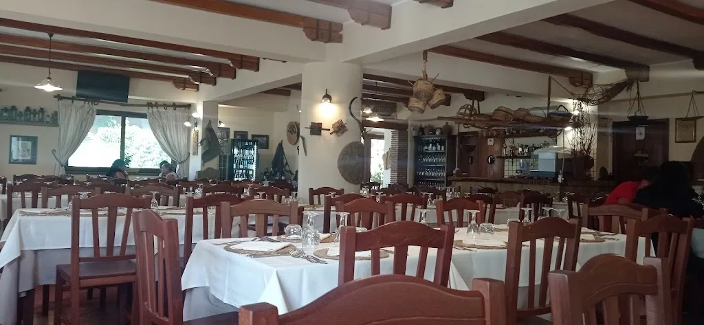 Trattoria-Pizzeria-B&B La Pergola_Santa Lucia del Mela_slider_image_3