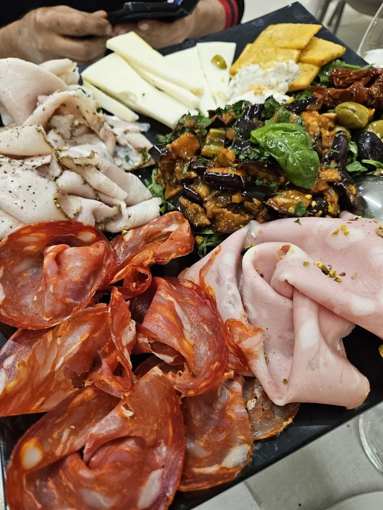 Fusion - Pizzeria - Ristorante - Bistrò_Santa Margherita di Belice_slider_image_3