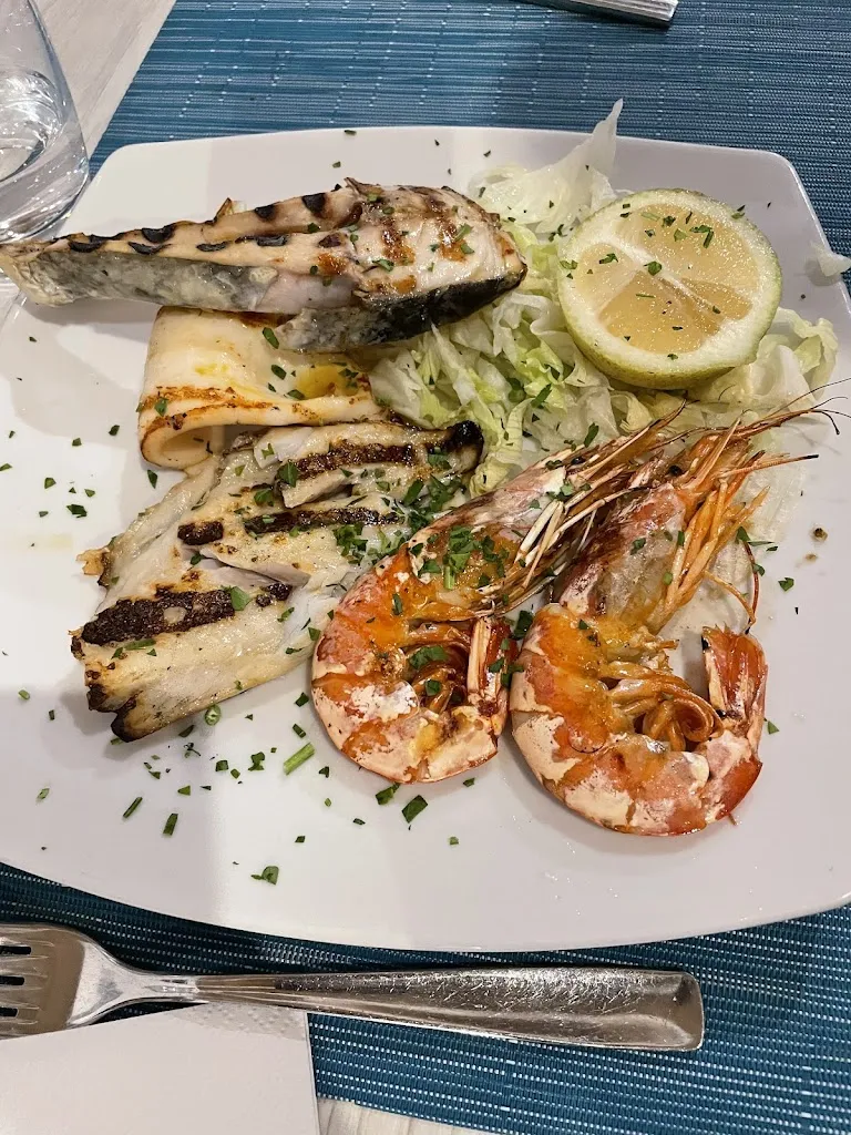 Sale, Amore e Vento Braceria con cucina_Santa Marina Salina_slider_image_3