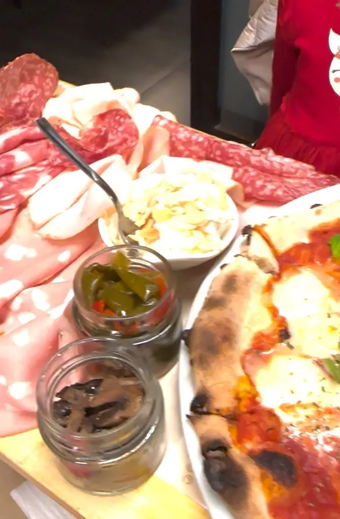 Giovanni Valastro_Noi VanGogh_Santa Maria di Licodia_review