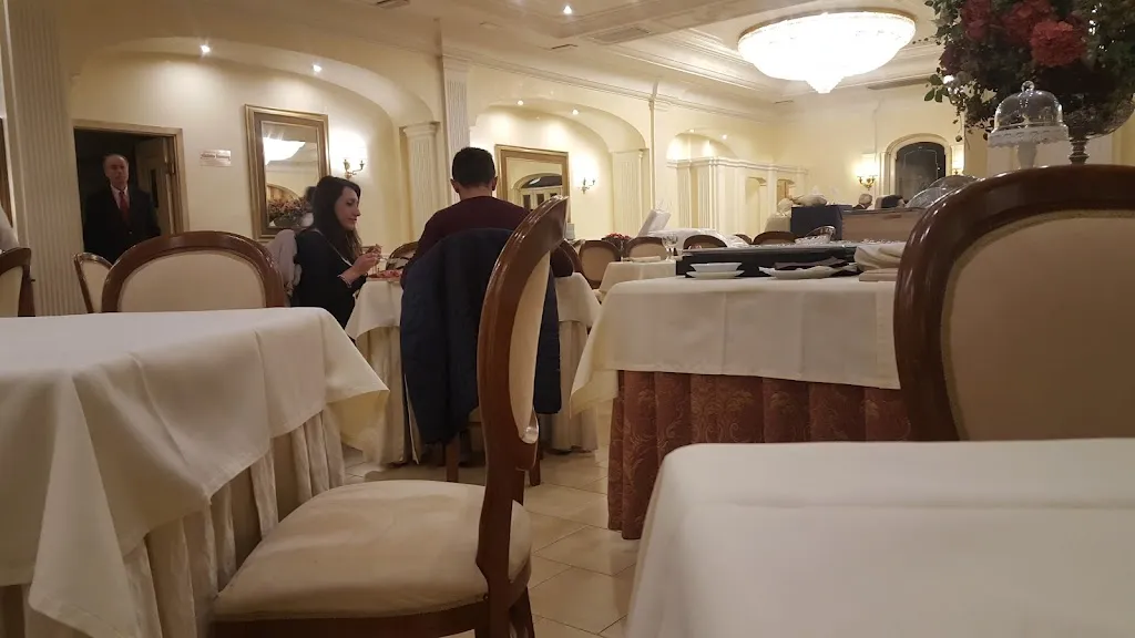 nino liuzzo_Paradise Ricevimenti_Santa Maria di Licodia_review