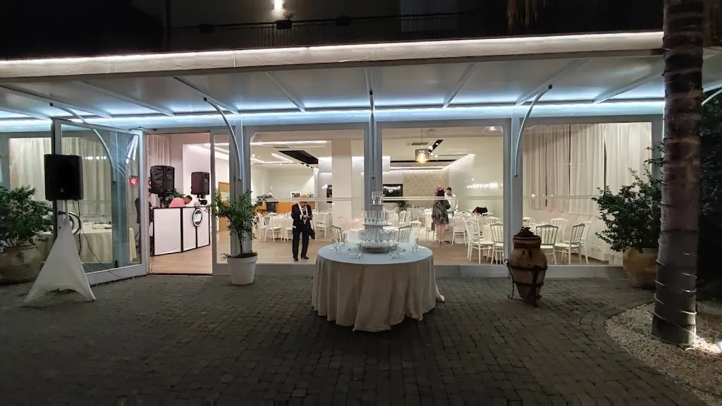 Villa Bianca Ricevimenti restaurant in Santa Maria di Licodia