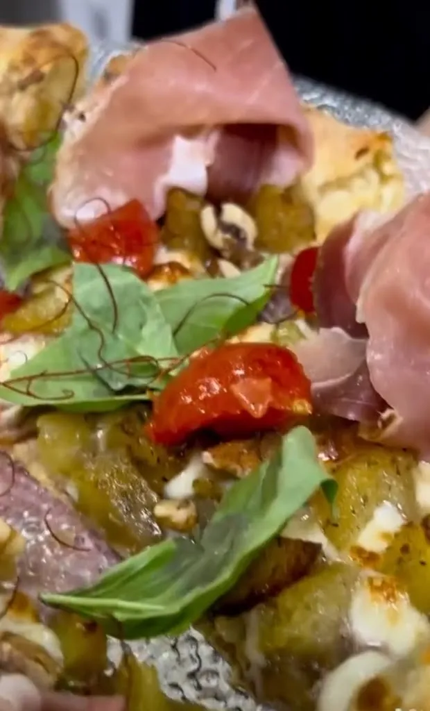 Roberto Zisa_Borgo Antico_Santa Croce Camerina_review