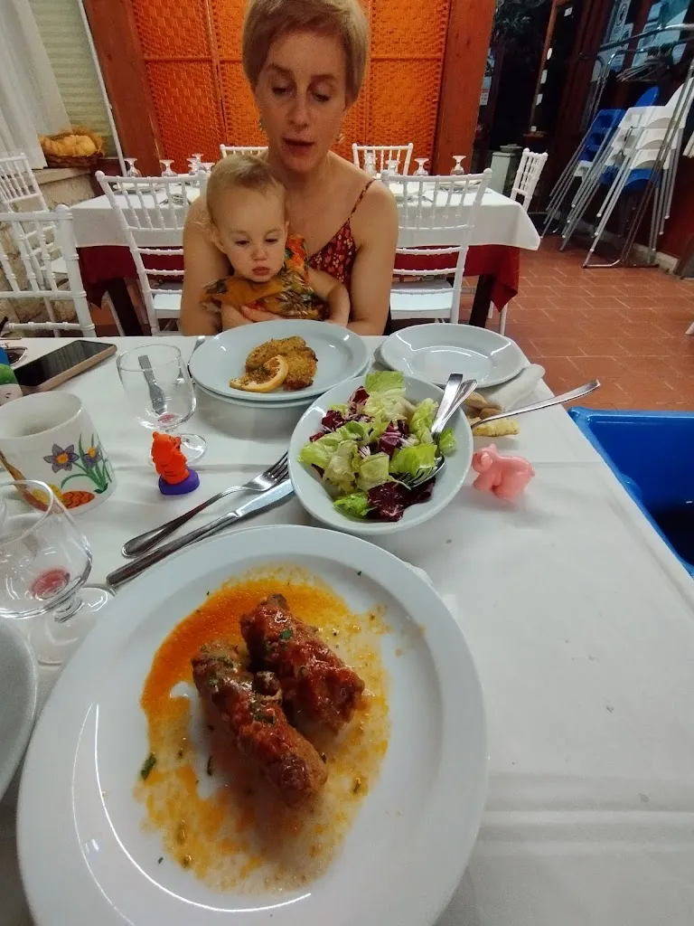 Alexey Burlaka_Rosacambra_Santa Croce Camerina_review