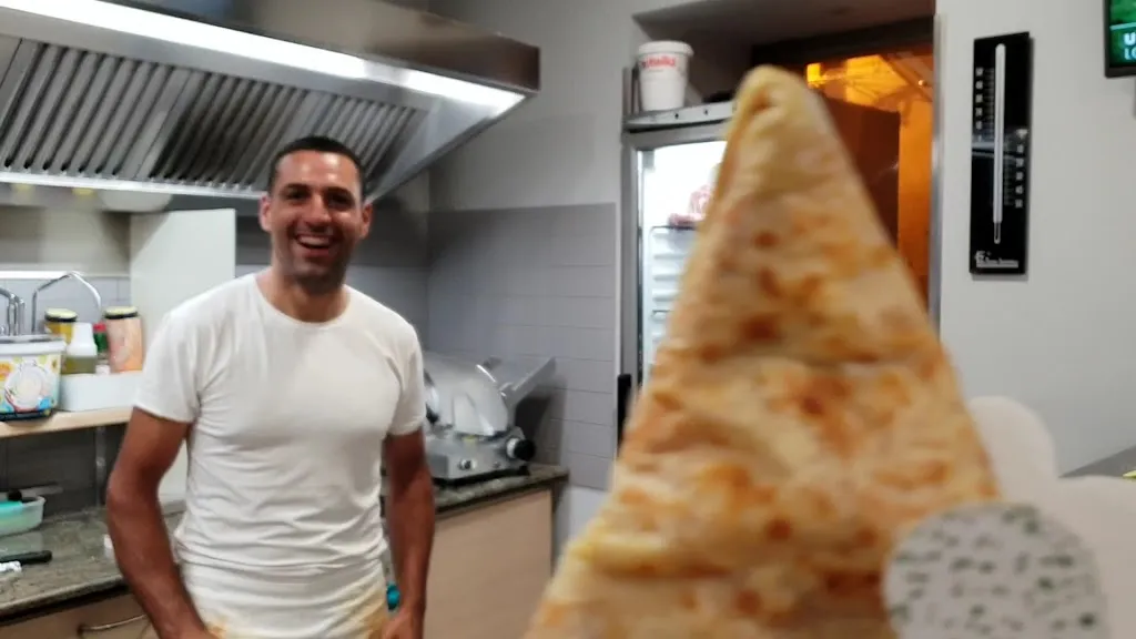 Al Vicolo Pizzeria Panineria Creperia_Santa Croce Camerina_slider_image_2