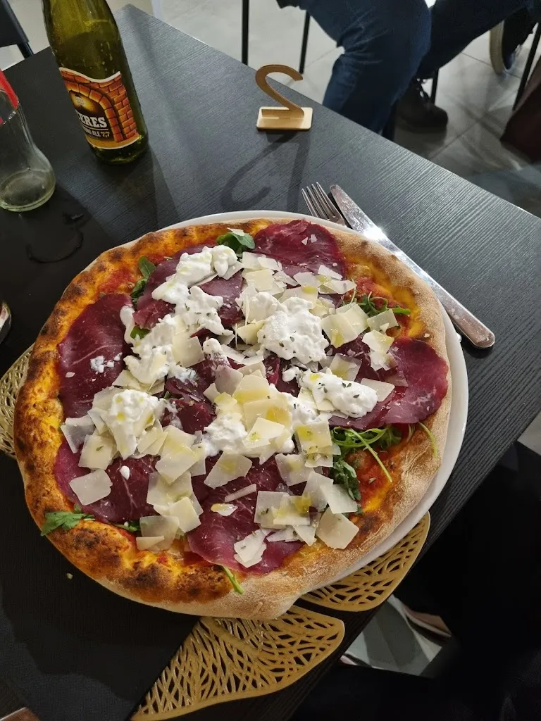 Rustico Pizzeria_Santa Croce Camerina_slider_image_2