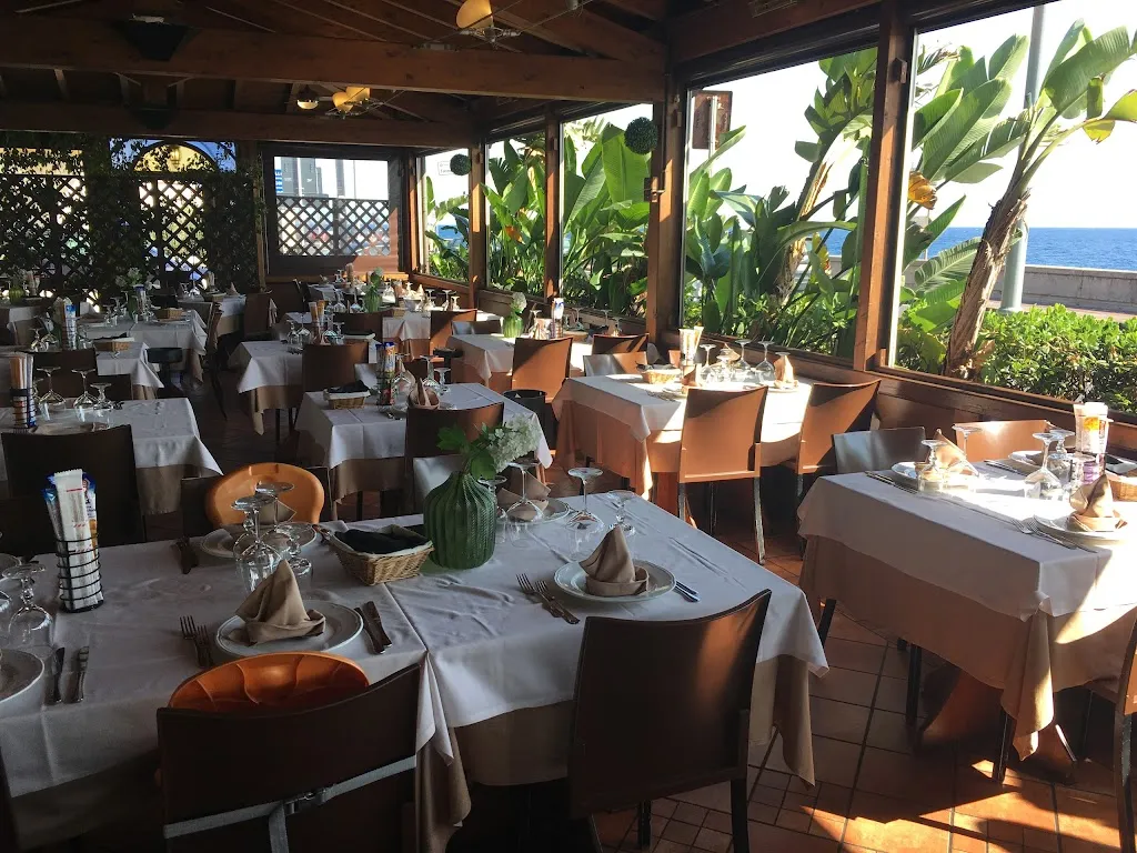 Aloha Mare restaurant in Santa Teresa di Riva