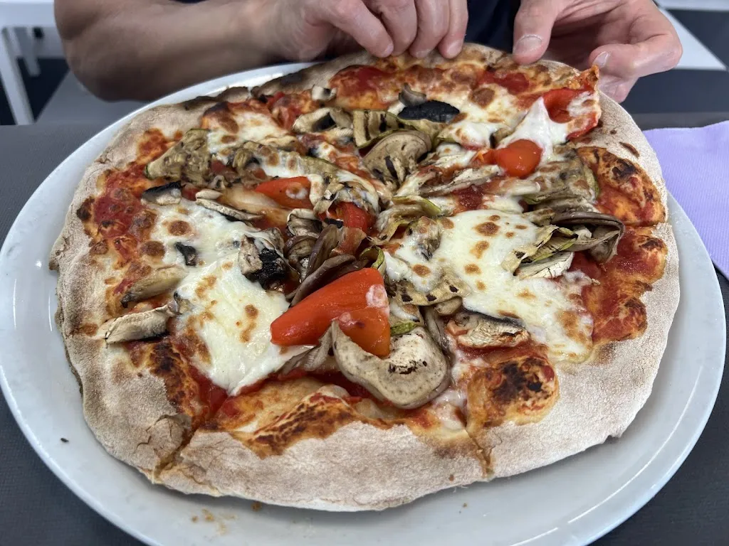 Relentless Maria_Ristorante Pizzeria ed Enoteca a Santa Teresa di Riva - Fronte Mare_Santa Teresa di Riva_review