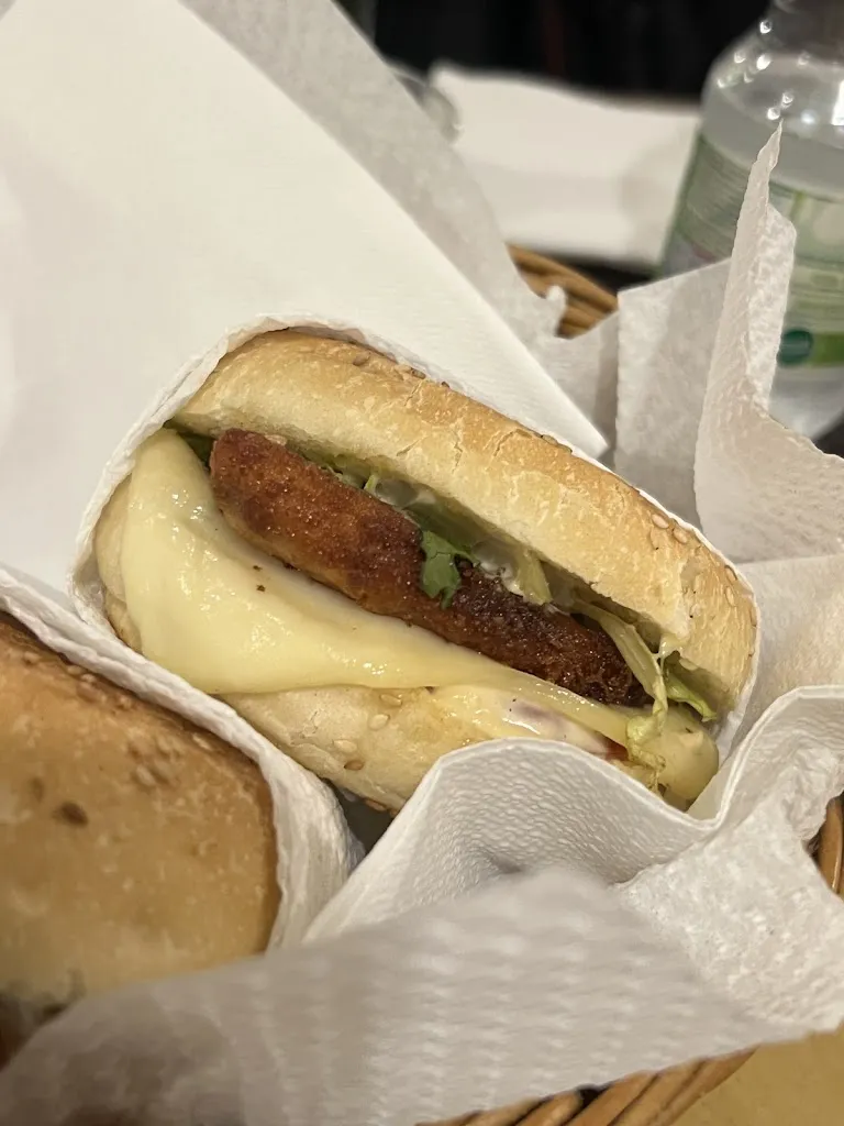 Tindaro Cotugno_Il Semaforo_Santa Teresa di Riva_review