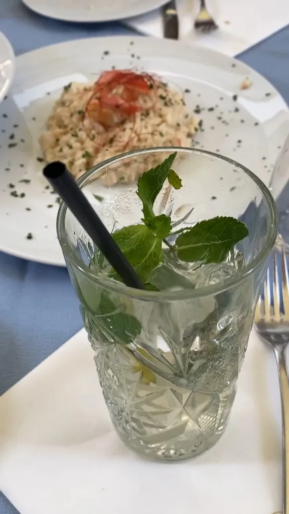 Ristorante Pizzeria Leon D'oro Riva restaurant in Santa Teresa di Riva