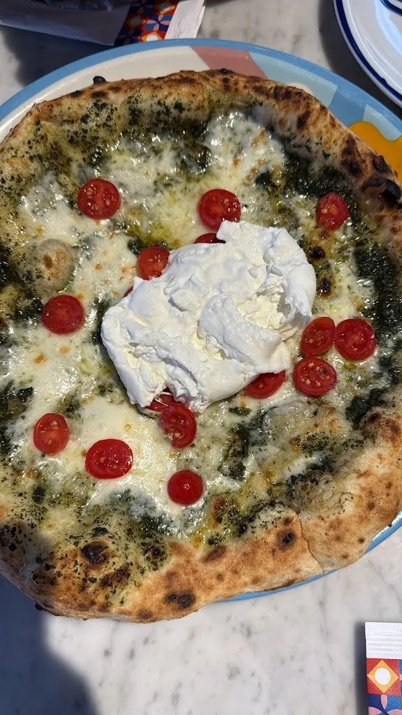 Abdullah AlZarooni_Pizzeria Sud Riva del Garda_Santa Teresa di Riva_review