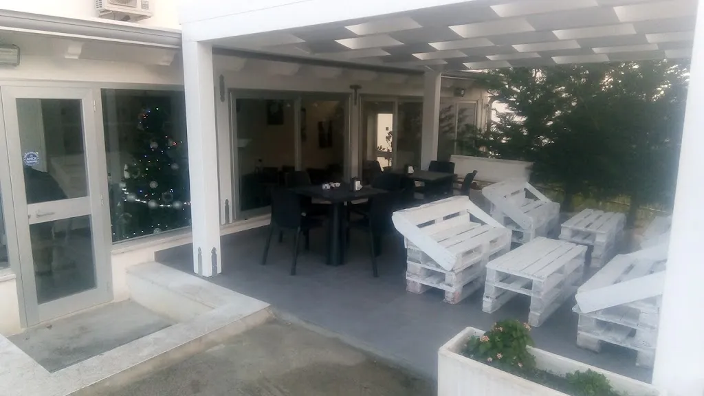 119 Road Bar_Santa Ninfa_slider_image_1