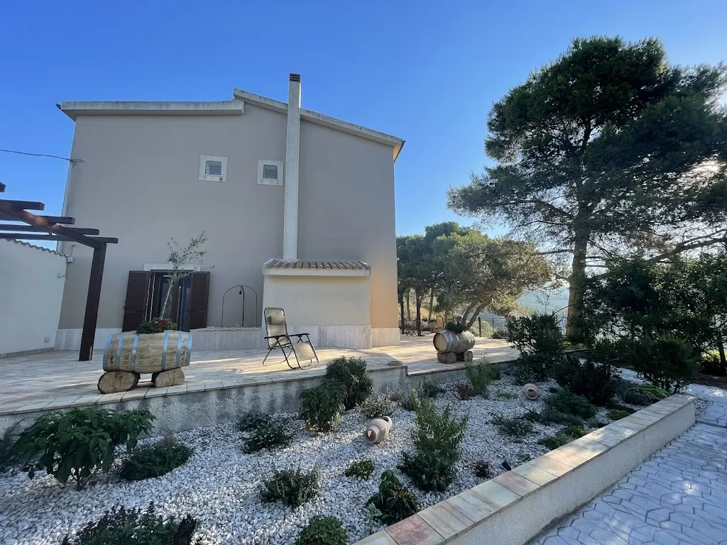 Feudo del Biviere - Sicilian Country Retreat restaurant in Santa Ninfa