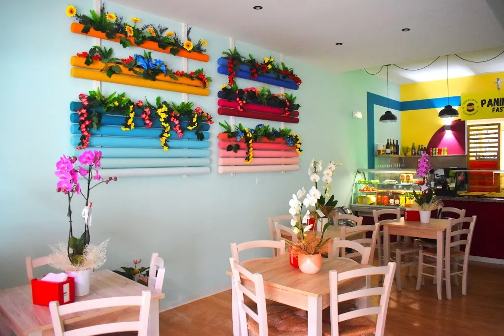 Paninoteca Fast Food restaurant in Santa Ninfa