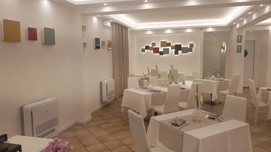 Villa dei Mori Restaurant_Saponara Marittima_slider_image_1