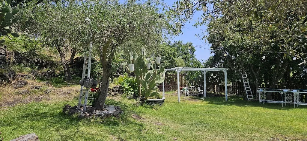 Gianni Leonardi_Al Giandale_Santa Venerina_review