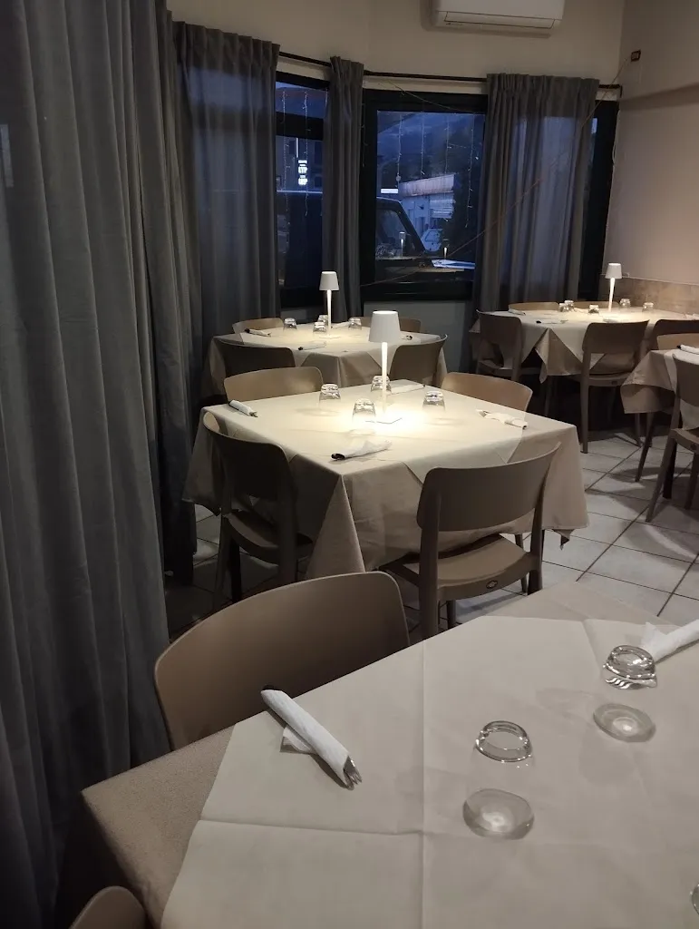 Bar Ristorante pizzeria la stazione_Santo Stefano Quisquina_slider_image_1