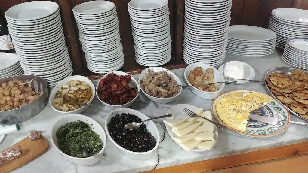 Pamela Vicchio-Cabral_Acquarius_Santo Stefano Quisquina_review