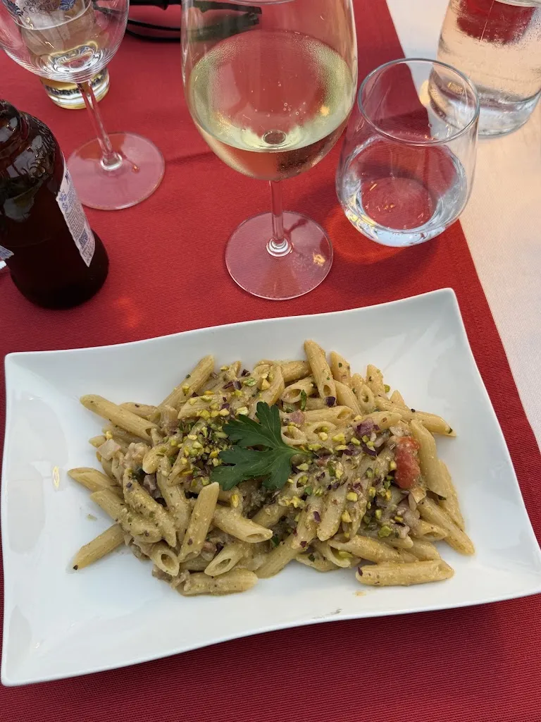 Alyssia van Asperen Vervenne_Pipispezzi Savoca_Savoca_review