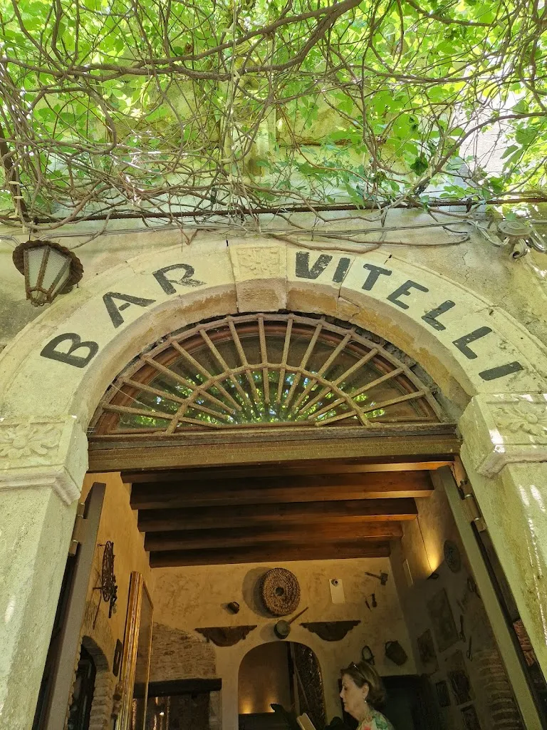 Aleksa Paunović_Bar Vitelli_Savoca_review