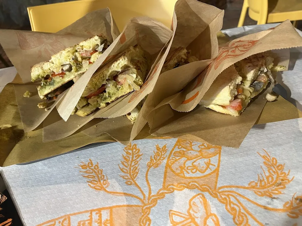 Jonas Michalak_Il Sambuco PANE CUNZATU_Savoca_review