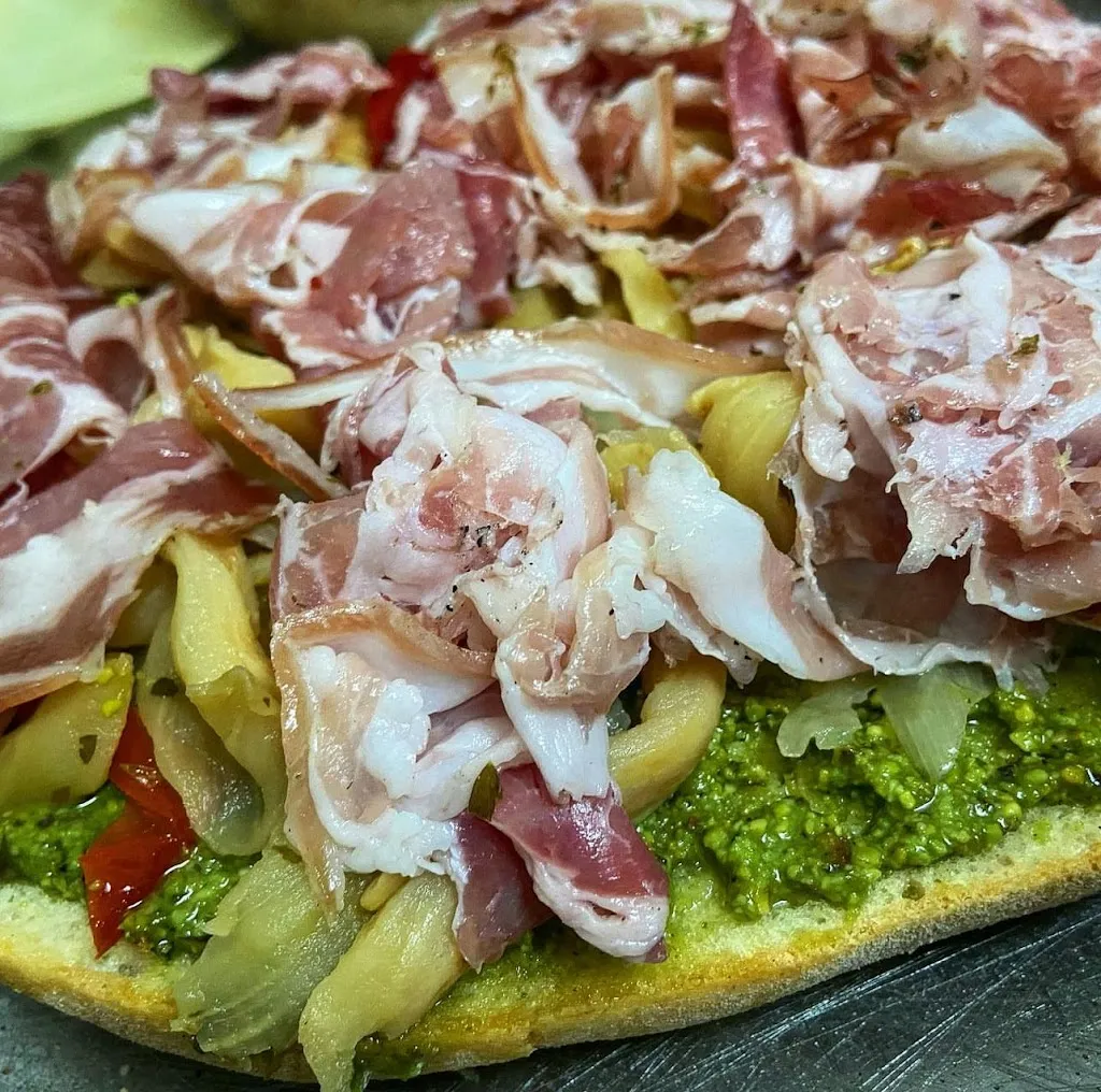 Il Sambuco PANE CUNZATU_Savoca_slider_image_2